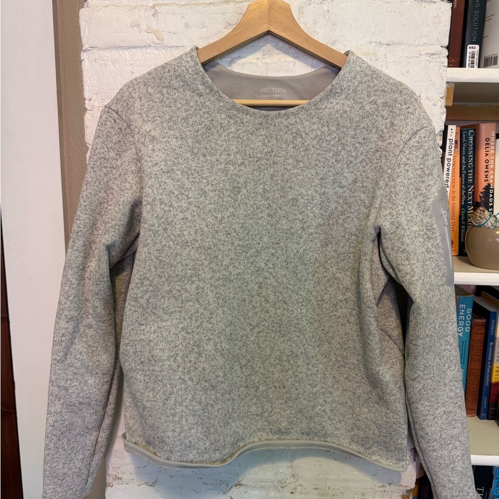 Arc'teryx Women's Gray Sweater